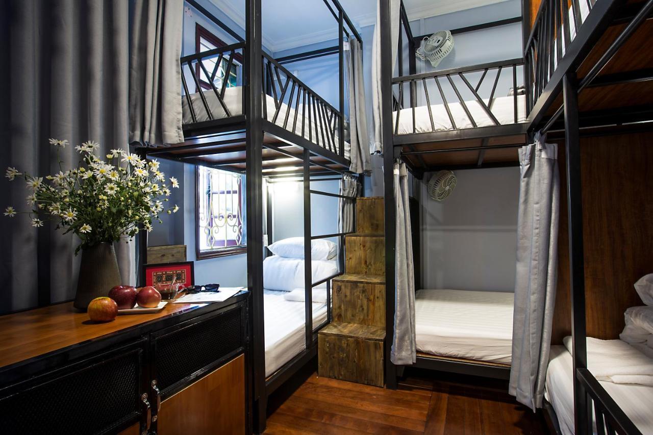 The Chi Novel Hostel Hanoi Exterior foto